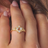 Goddesses' Relic Ring, Round Cut Stones