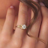 Sakura Ring, 1 ct. White Diamond